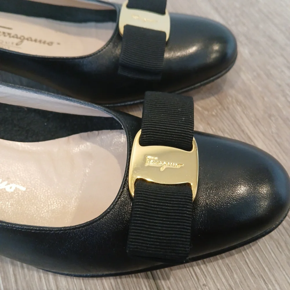 SALVATORE Ferragamo Flats Boutique Vera Pump Black Size 8 Narrow - Picture 7 of 14